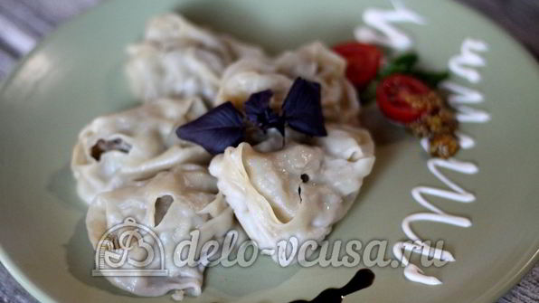 манты в мультиварке