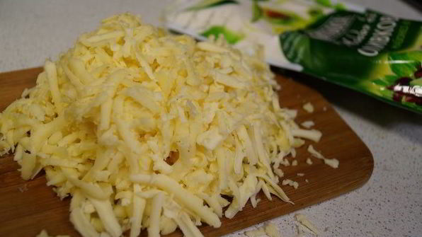 мясо по-французски с грибами и помидорами