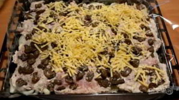 мясо по-французски с грибами и сыром