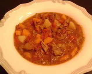 Тушеная говядина с картошкой по-французски