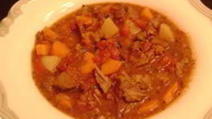 Тушеная говядина с картошкой по-французски