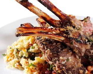 Ароматная баранина с табуле из граната, феты и мяты