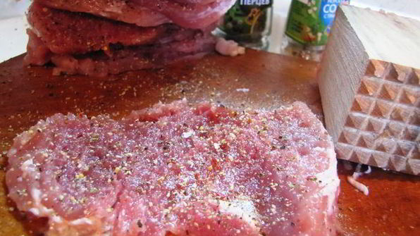 биточки из свинной вырезки