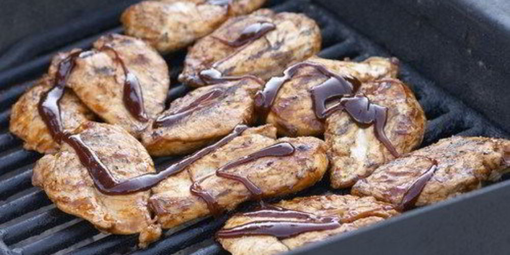 Рецепт куриного филе на гриле в соусе барбекю