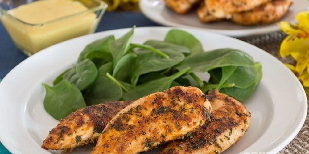 Рецепт куриного филе со специями на сковороде