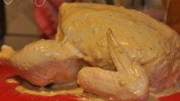 курица на бутылке