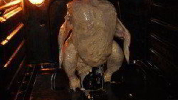 курица на бутылке