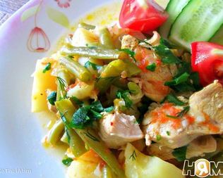 Курица с картофелем и фасолью