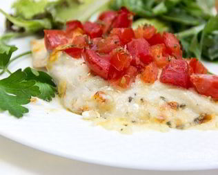 Курица с помидорами и сыром в духовке