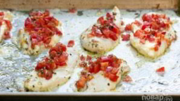 курица с помидорами и сыром в духовке