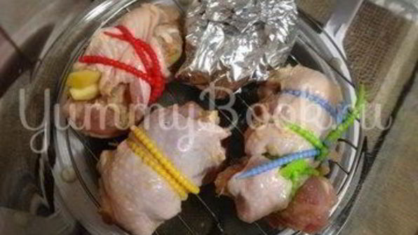 курица в имбирно-апельсиновом маринаде, фаршированная айвой