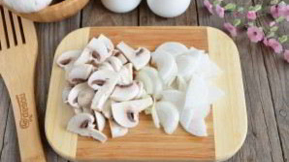 мясо под грибочками