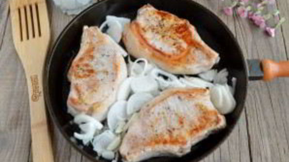 мясо под грибочками