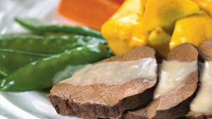 Мясо с овощами в итальянском стиле