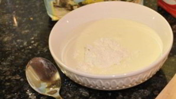 отварная курица в сметанном соусе