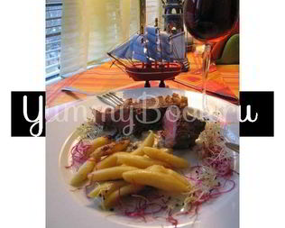 Ростбиф под соусом с перцем