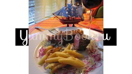 Ростбиф под соусом с перцем