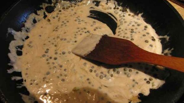 ростбиф под соусом с перцем