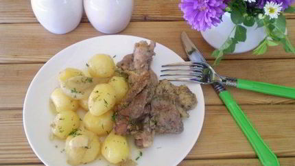 Утка в духовке с картофелем