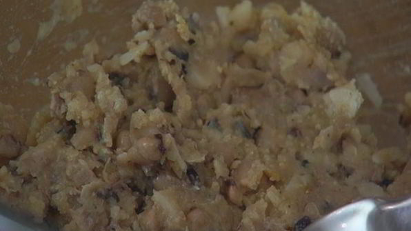 биточки из фасоли и сыра