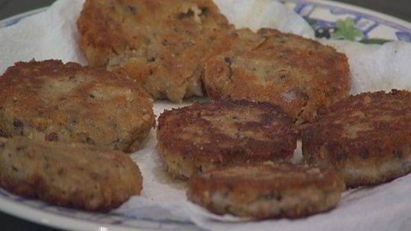 биточки из фасоли и сыра