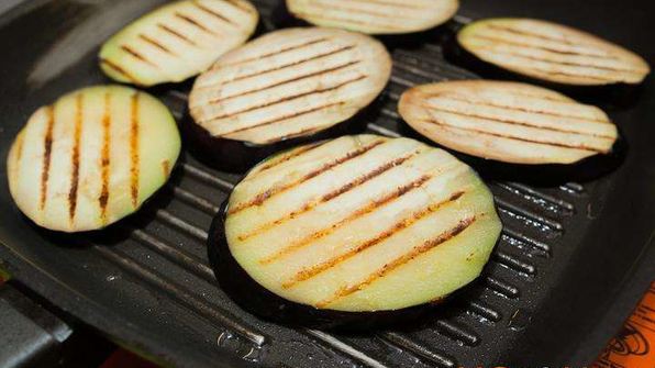 болгарская мусака с баклажанами