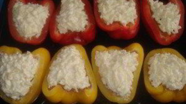 фаршированные перцы в духовке