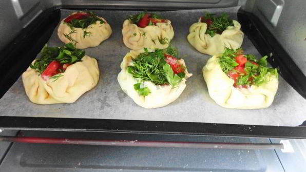 кабачки в слоеном тесте запеченные