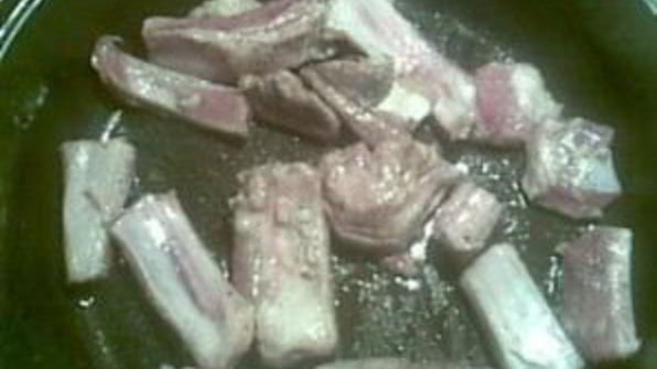 картофель тушеный с ребрышками