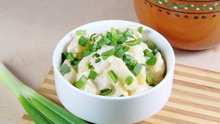 Картофель тушеный в горшочке