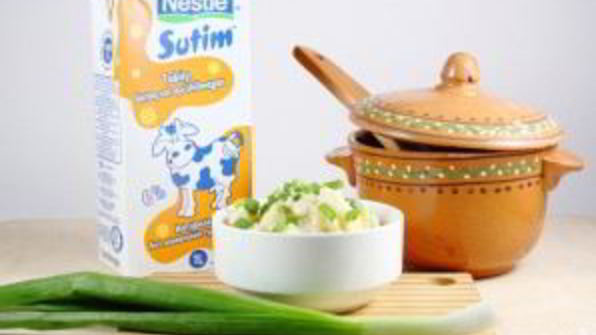 картофель тушеный в горшочке