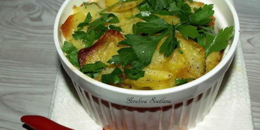 Рецепт картофеля, запеченного с салями