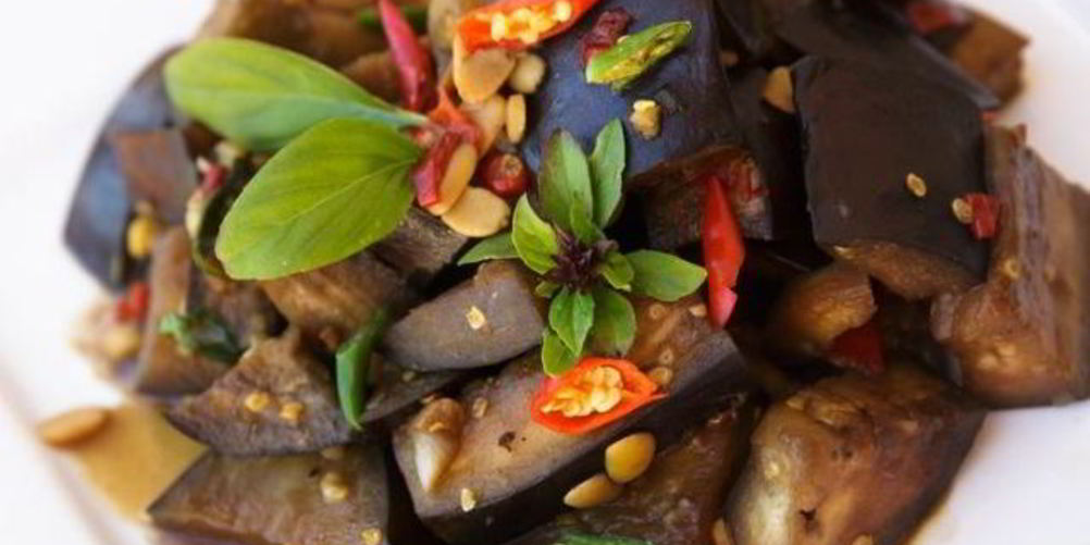 Рецепт соленых баклажанов с чесноком