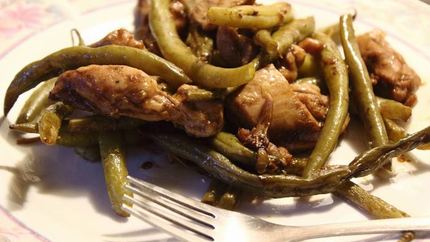 Спаржевая фасоль с курицей