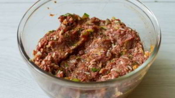 запеченный сладкий перец с мясом и овощами