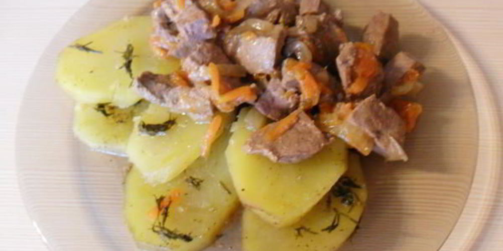 Рецепт говяжьей печени с картофелем в мультиварке