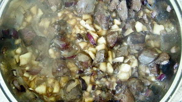 печень в яблоке