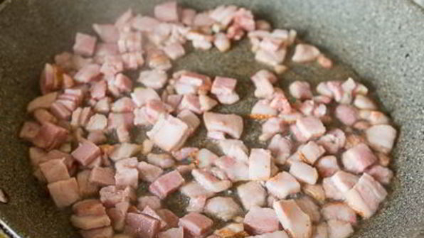 жареная утиная печень с грибами