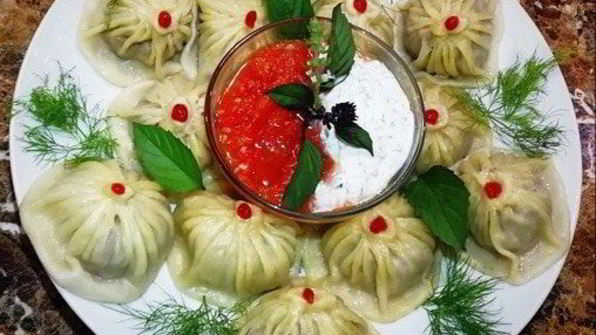 хинкали с бараниной и индейкой на пару