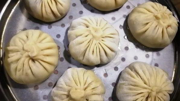 хинкали с бараниной и индейкой на пару