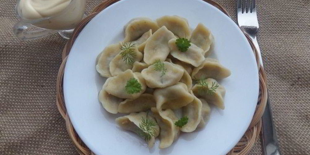 Рецепт пельменей с гусем, гречкой и овощами