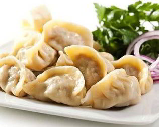 Пельмени с зеленым луком