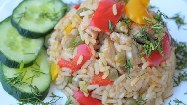 паэлья с курицей и овощами