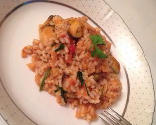 Паэлья с мидиями и креветками