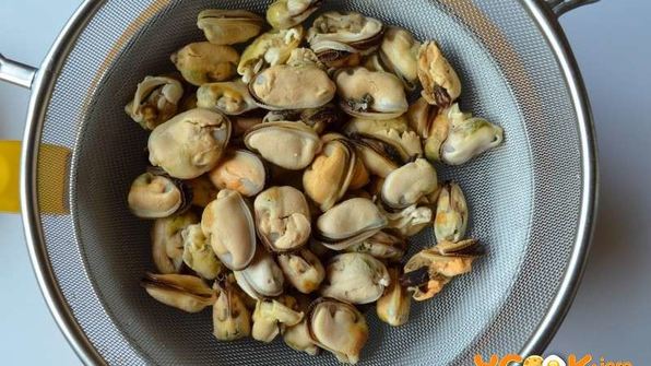 паэлья с мидиями