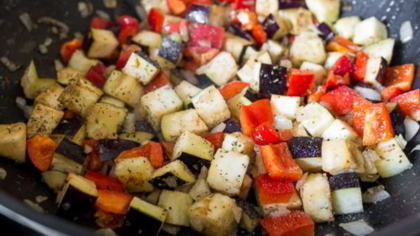 пилав из перловки с куриными сердечками