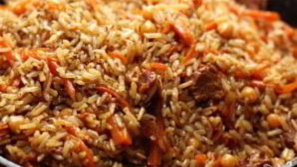 плов из баранины с нутом