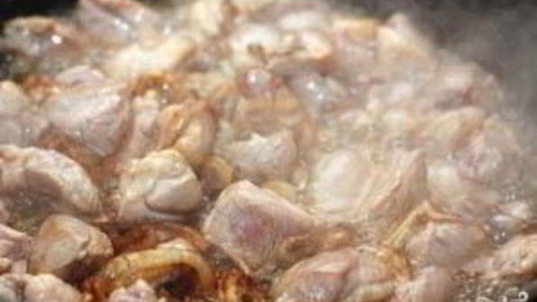 плов из баранины с нутом