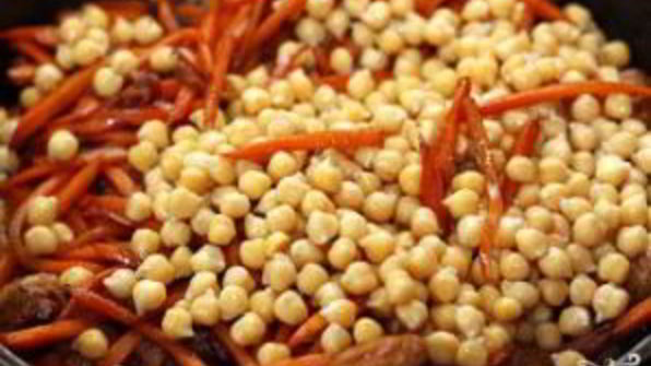 плов из баранины с нутом