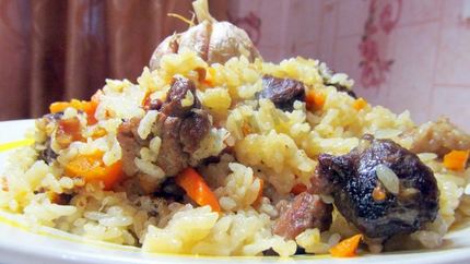 Плов из баранины в мультиварке